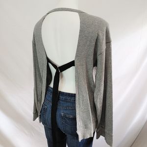 Pam & Gela Open Back Sweater Sweatshirt sz Medium